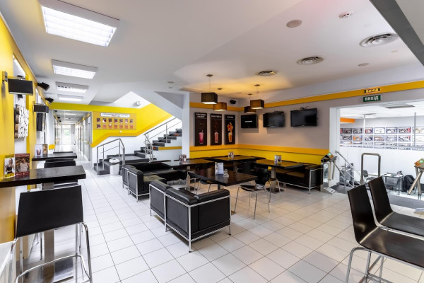 Продажа здания фитнес-центра Sport Life в г. Каменец-Подольский